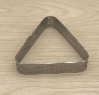 Перфорированный металлический треугольник , 8,3 см SG-TRSS-TR